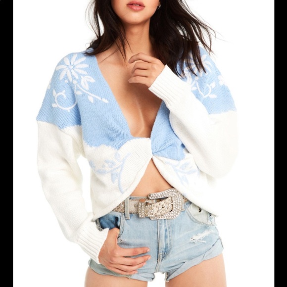 Wildfox Sweaters - NWT Wildfox Western Floral Beaumont Sweater